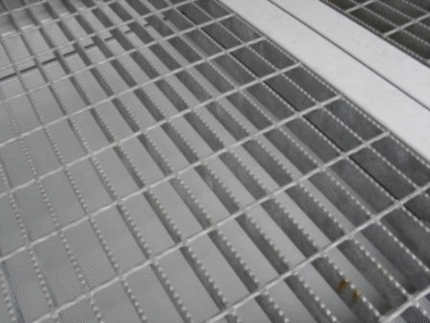 10Ft X 8Ft Open Mesh Floor Bunded Store